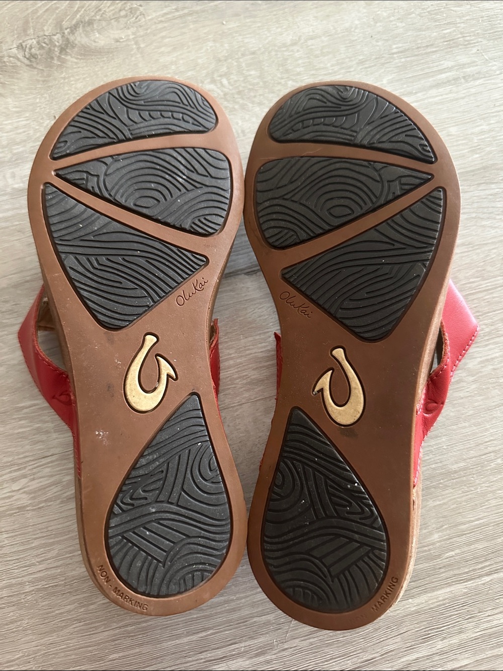 Olukai Red Leather Thong Sandals - Women - Picture 3 of 3